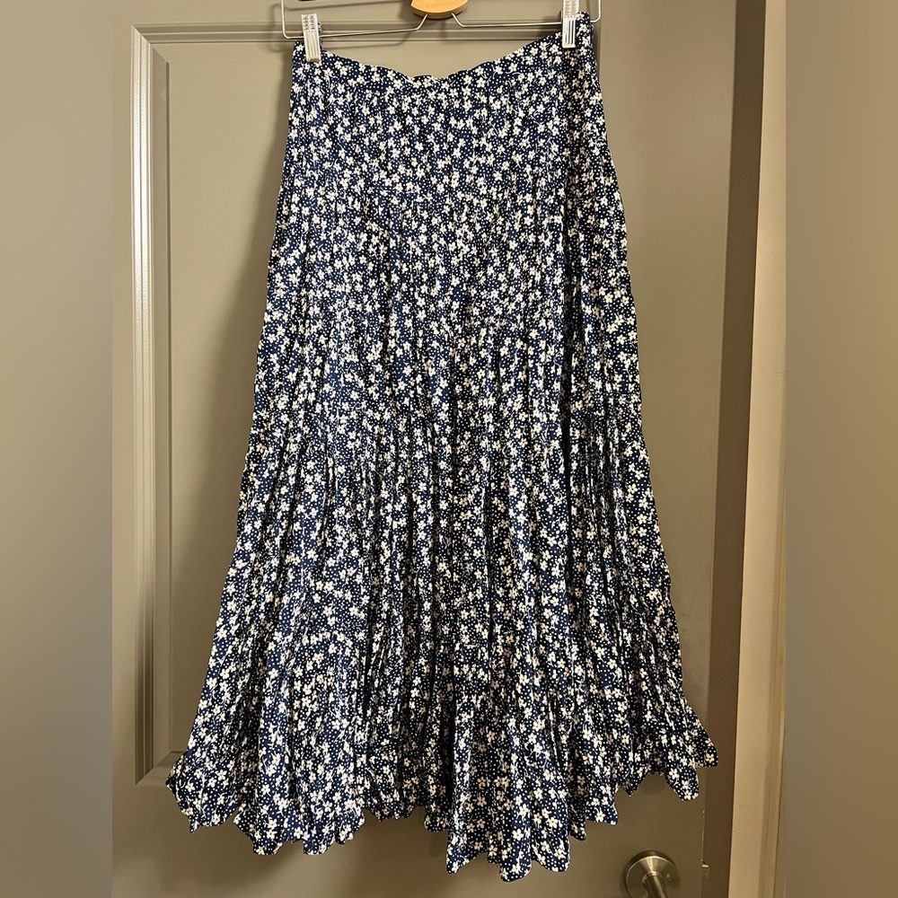 Polo Ralph Lauren Midi Skirt Pleated Crinkle Tiered Floral Size 12 Navy Blue - Picture 2 of 5
